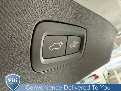 Certified 2023 Volvo XC90 B6 Plus image 25