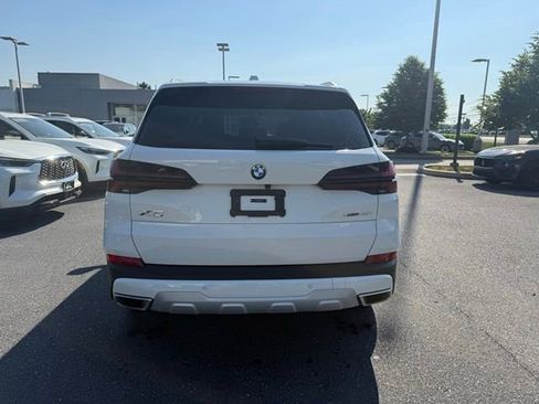 Used 2026 BMW X5 xDrive40i AWD/4WD image 11