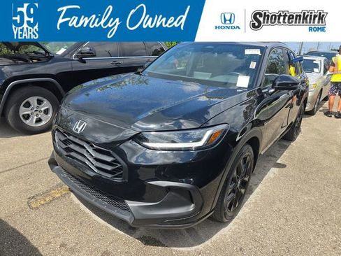 Used 2023 Honda HR-V Sport image 1