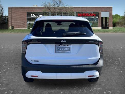 New 2026 Nissan Kicks S image 4