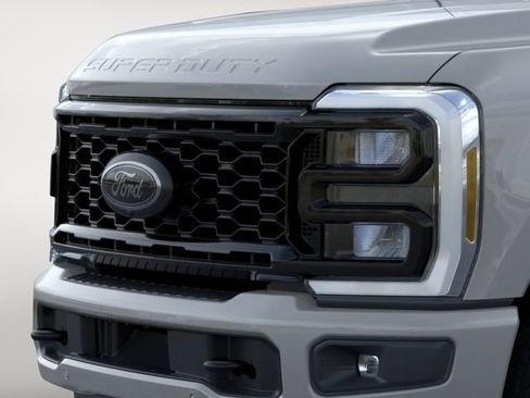 New 2026 Ford F250 Lariat w/ Black Appearance Package AWD/4WD image 17