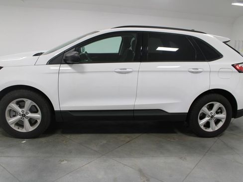 Used 2024 Ford Edge SE image 6