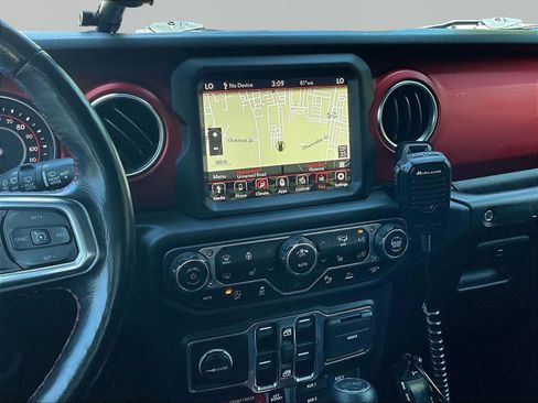 Used 2021 Jeep Wrangler Unlimited Rubicon AWD/4WD image 9