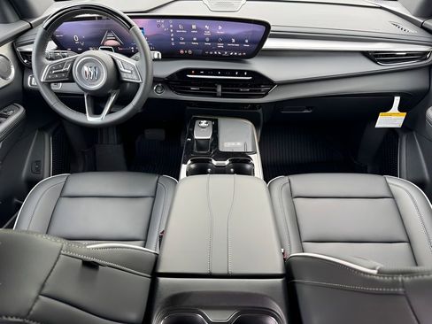 New 2026 Buick Enclave Avenir w/ Super Cruise Package FWD image 18