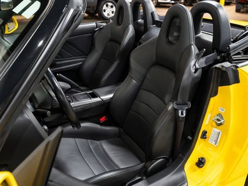 Used 2001 Honda S2000 image 21