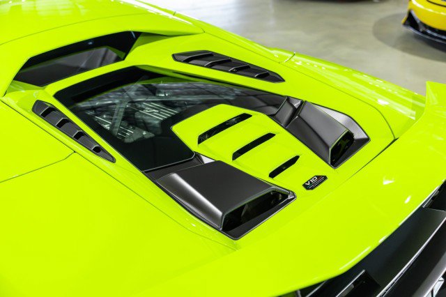 Used 2023 Lamborghini Huracan Tecnica RWD image 29