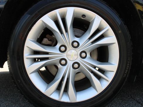 Used 2014 Chevrolet Impala LT w/ Convenience Package FWD image 20