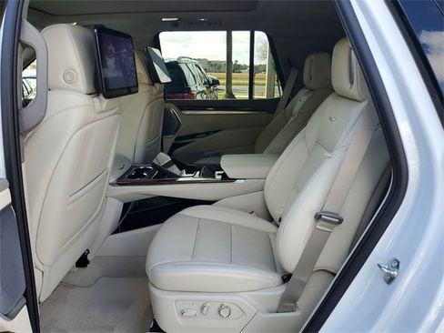 Certified 2026 Cadillac Escalade Platinum Sport image 12
