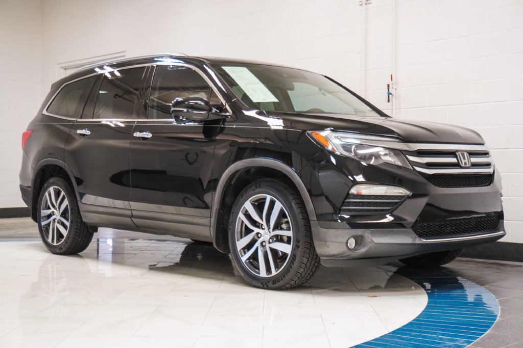 Used 2017 Honda Pilot Touring image 5