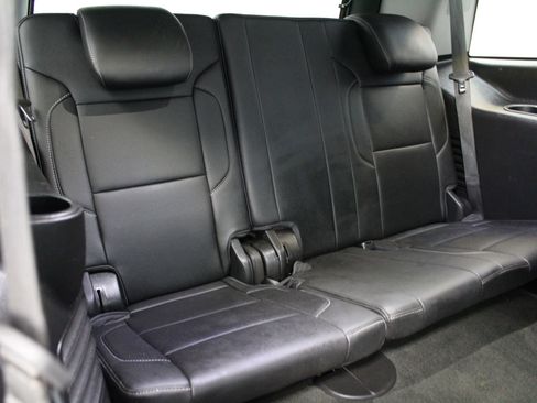Used 2018 Chevrolet Tahoe Premier AWD/4WD image 24