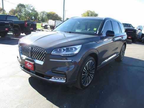 Used 2024 Lincoln Aviator Black Label w/ Dynamic Handling Package image 10