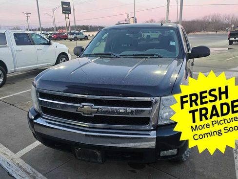 Used 2007 Chevrolet Silverado 1500 LT w/ 1LT Convenience Package image 1
