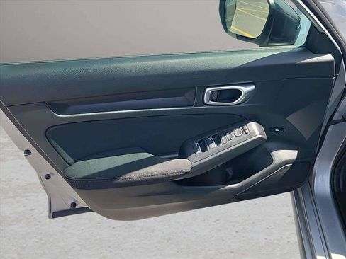 Used 2023 Honda Civic Sport image 14