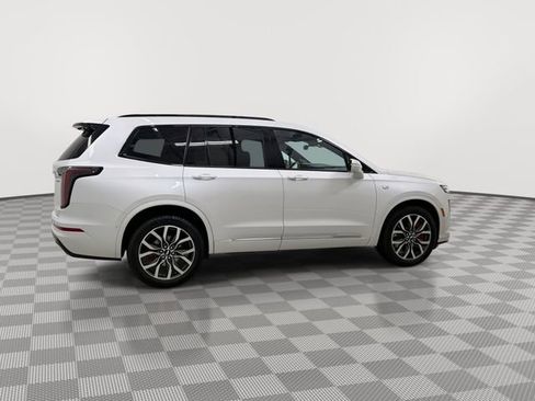 Certified 2025 Cadillac XT6 Sport w/ Platinum Package image 11