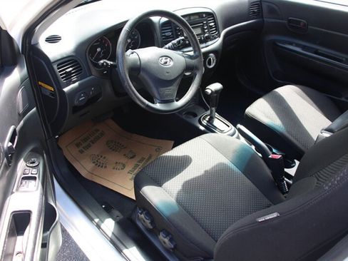Used 2007 Hyundai Accent SE FWD image 5