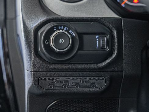 Used 2024 Jeep Wrangler Sport AWD/4WD image 44