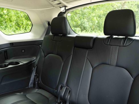 Used 2023 Honda Pilot EX-L image 19