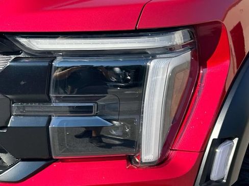 Used 2025 Ford F150 Raptor AWD/4WD image 9