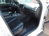 Used 2017 Jeep Grand Cherokee Altitude image 5