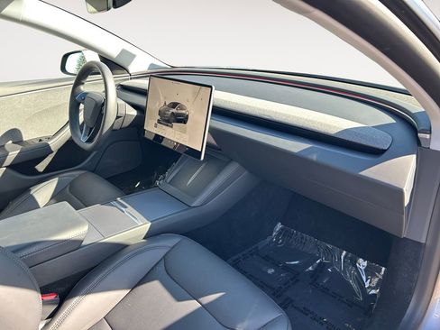 Used 2025 Tesla Model 3 Long Range RWD image 26
