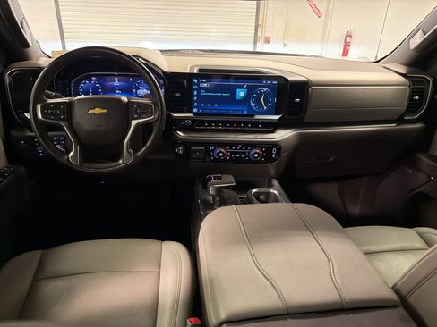 Used 2024 Chevrolet Silverado 1500 LTZ AWD/4WD image 15