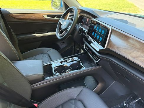 Used 2026 Volkswagen Atlas SE AWD/4WD image 22