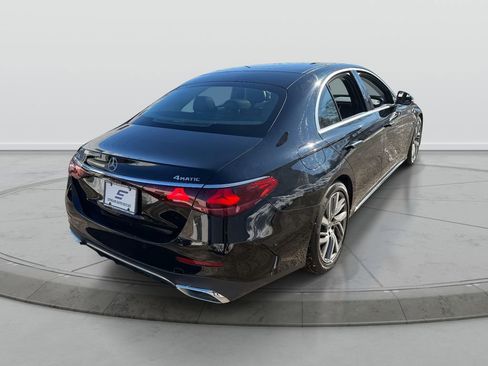 Used 2024 Mercedes-Benz E 350 4MATIC Sedan image 7