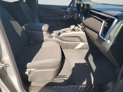 New 2026 GMC Canyon Elevation w/ Convenience Package image 16