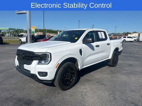 Used 2025 Ford Ranger XLT w/ Black Appearance Package AWD/4WD image 11