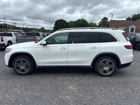 Used 2026 Mercedes-Benz GLS 450 4MATIC image 4