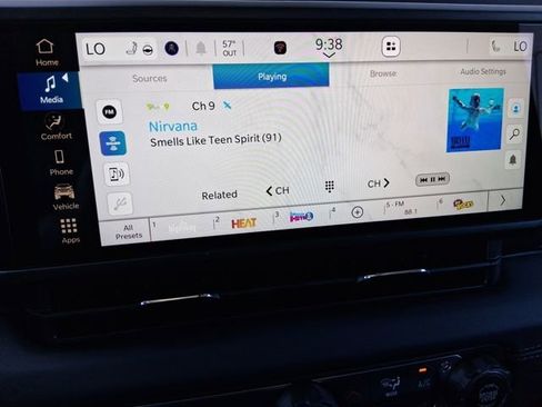 New 2026 Jeep Gladiator Sport image 16