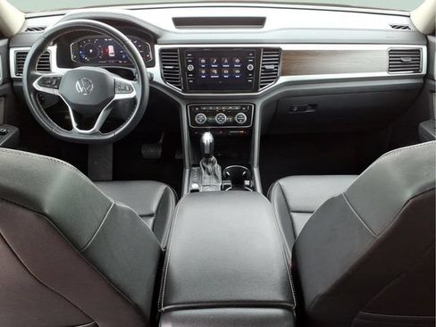 Used 2023 Volkswagen Atlas SE AWD/4WD image 21