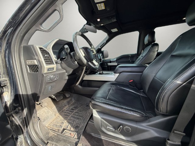 Used 2017 Ford F150 Lariat w/ Equipment Group 502A Luxury AWD/4WD image 9