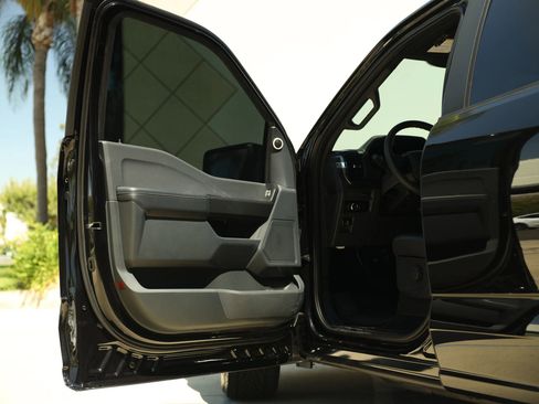 Used 2024 Ford F150 STX w/ Tow/Haul Package RWD image 9