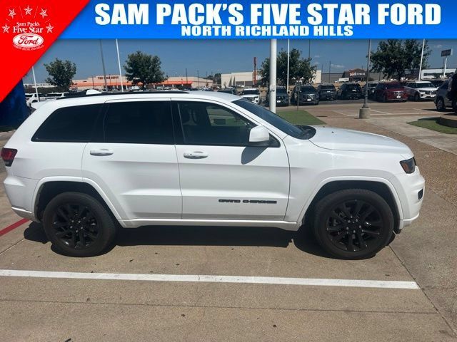 Used 2021 Jeep Grand Cherokee Laredo X AWD/4WD image 8