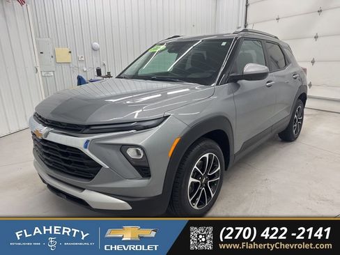 Used 2024 Chevrolet TrailBlazer LT FWD image 7