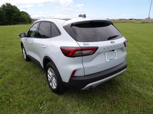 Used 2025 Ford Escape Active image 9
