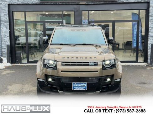 Used 2022 Land Rover Defender 110 X-Dynamic SE image 8