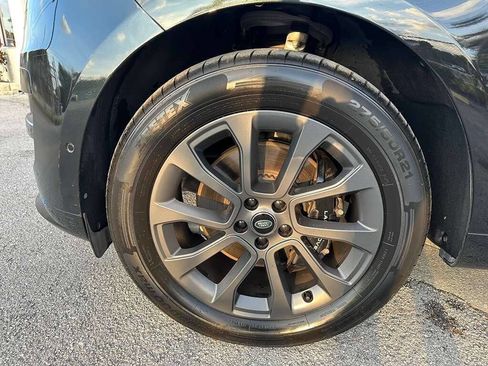 Used 2024 Land Rover Range Rover Sport Dynamic SE image 29