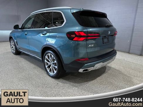 Used 2024 BMW X5 xDrive40i w/ Premium Package AWD/4WD image 6