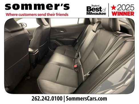 Used 2023 Toyota Prius XLE AWD/4WD image 21