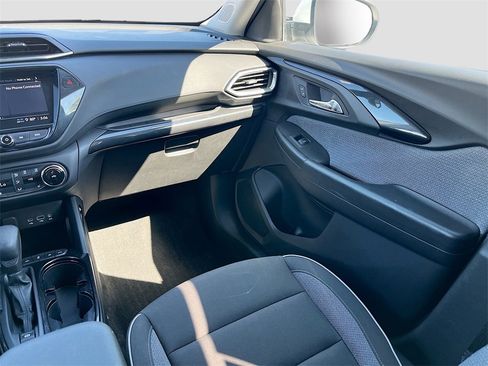 Used 2023 Chevrolet TrailBlazer LT w/ Convenience Package image 22