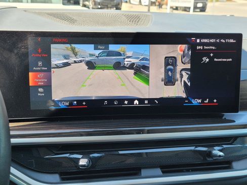 Used 2025 BMW X7 xDrive40i AWD/4WD image 15