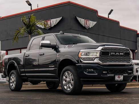 Used 2021 RAM 2500 Limited AWD/4WD image 1