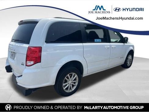 Used 2016 Dodge Grand Caravan SXT FWD image 3