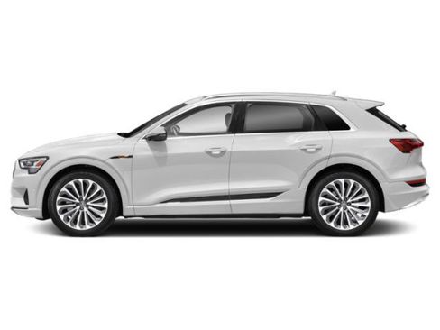 Used 2021 Audi e-tron Premium w/ Convenience Plus Package AWD/4WD image 3
