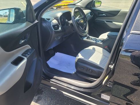 Used 2023 Chevrolet Equinox LS w/ LS Convenience Package FWD image 18