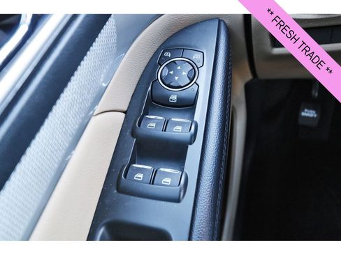 Used 2017 Ford Explorer XLT w/ Equipment Group 201A image 23