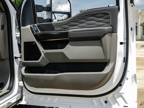 Used 2026 Ford F450 Platinum w/ Platinum Plus Package AWD/4WD image 99