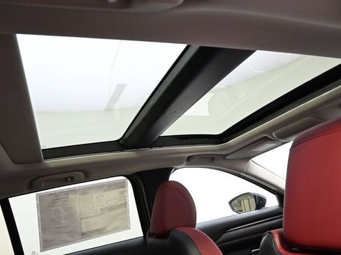 New 2026 MAZDA CX-50 AWD 2.5 Hybrid w/ Cargo Package image 17